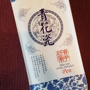 NIB blue & white porcelain fountain pen